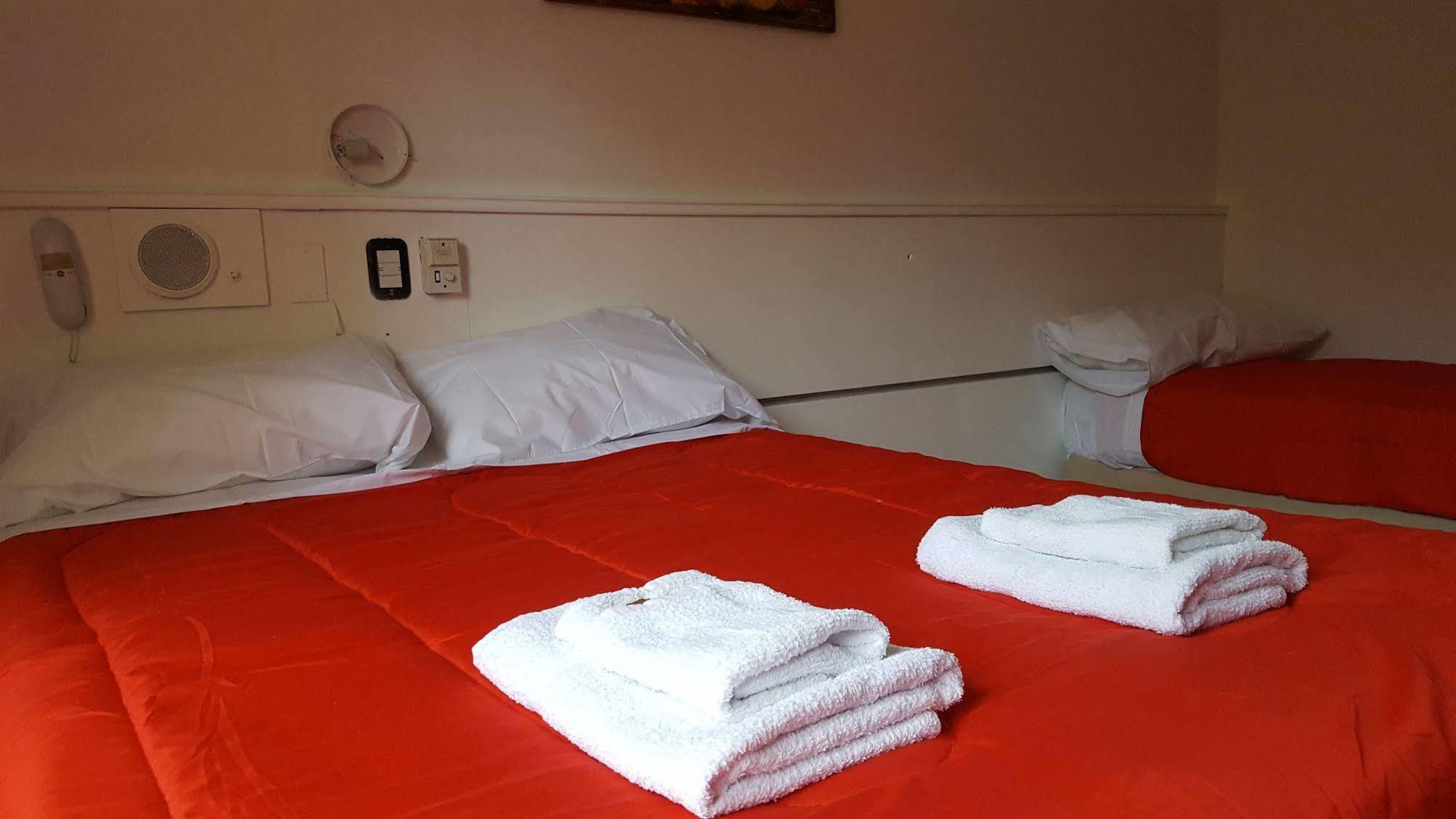 Hotel Cels Andins à Mendoza Extérieur photo